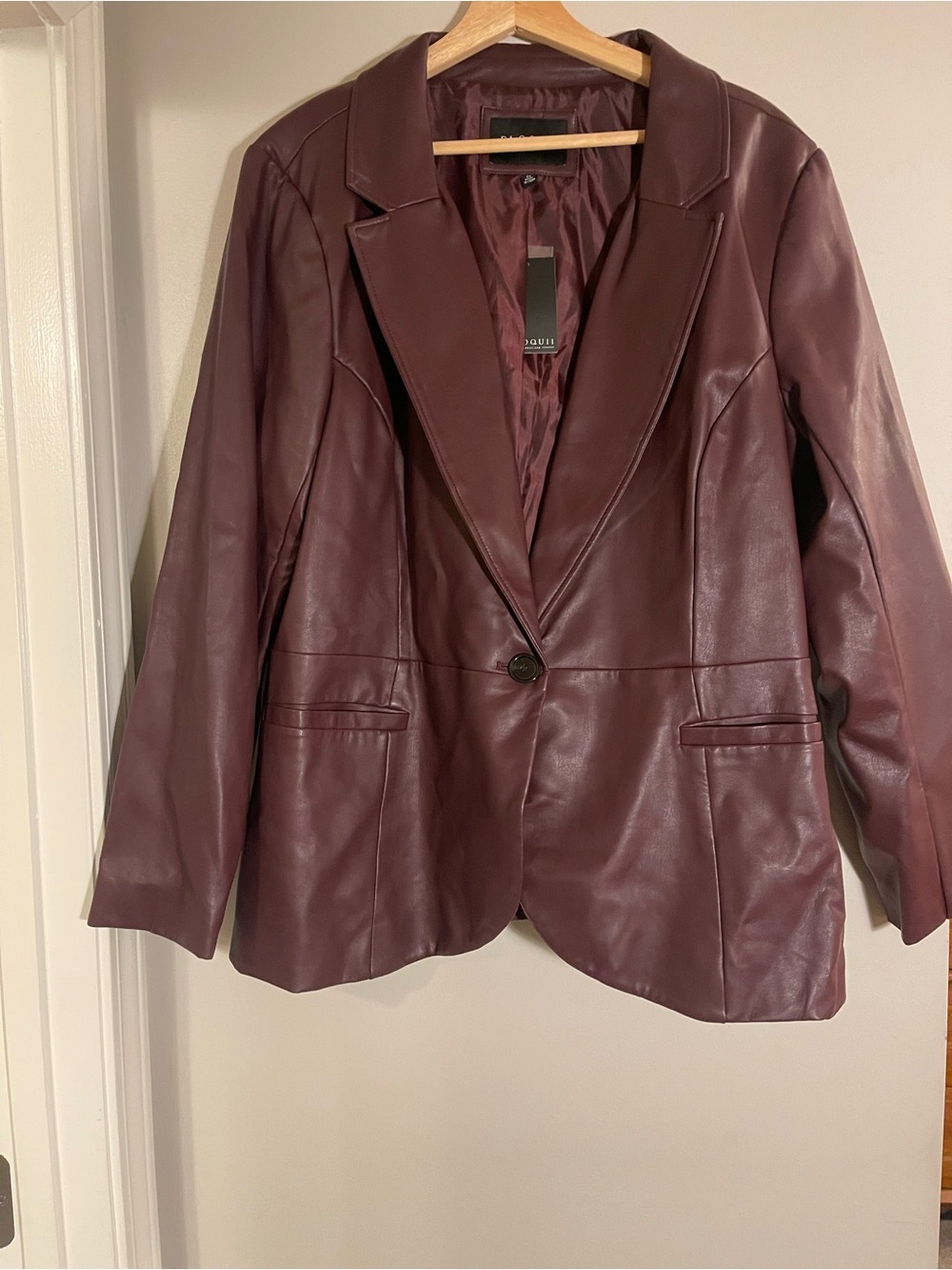Eloquii Faux Leather Blazer in Burgundy